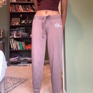 Aeropostale Low Rise Sweatpants, Size Small, Brown, floral Lettering.